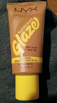 NYX Professional Makeup Buttermelt Glaze SPF 30 Chai  Butta Primer Sunscreen