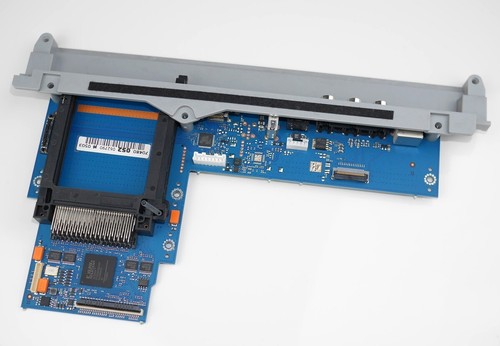 LOEWE Connect 40 Kartenmodul Platine CI+ TV Modul Smartcard HD+ Audio HDMI 70480