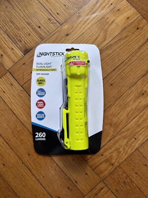Nightstick XPP-5422MX 3 x AA Alkaline Flashlight XPP-5422GMX