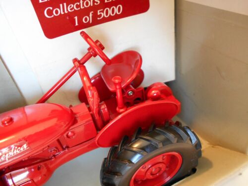 Vintage 1995 Ertl 1:16 Scale International Farmall 140 Tractor LE 1/5000 NIB - Picture 14 of 16