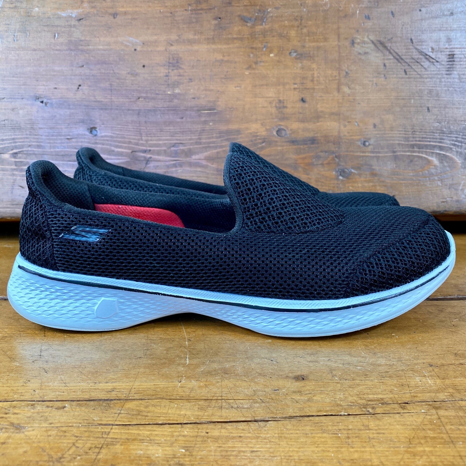skechers propel walking shoes