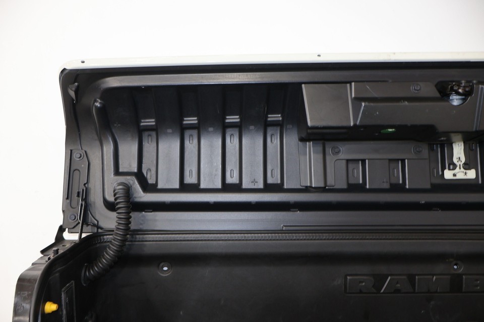 13-18 Ram 1500 OEM Right RH In-Bed Storage Box W/Lid (Pearl White PXQ ...