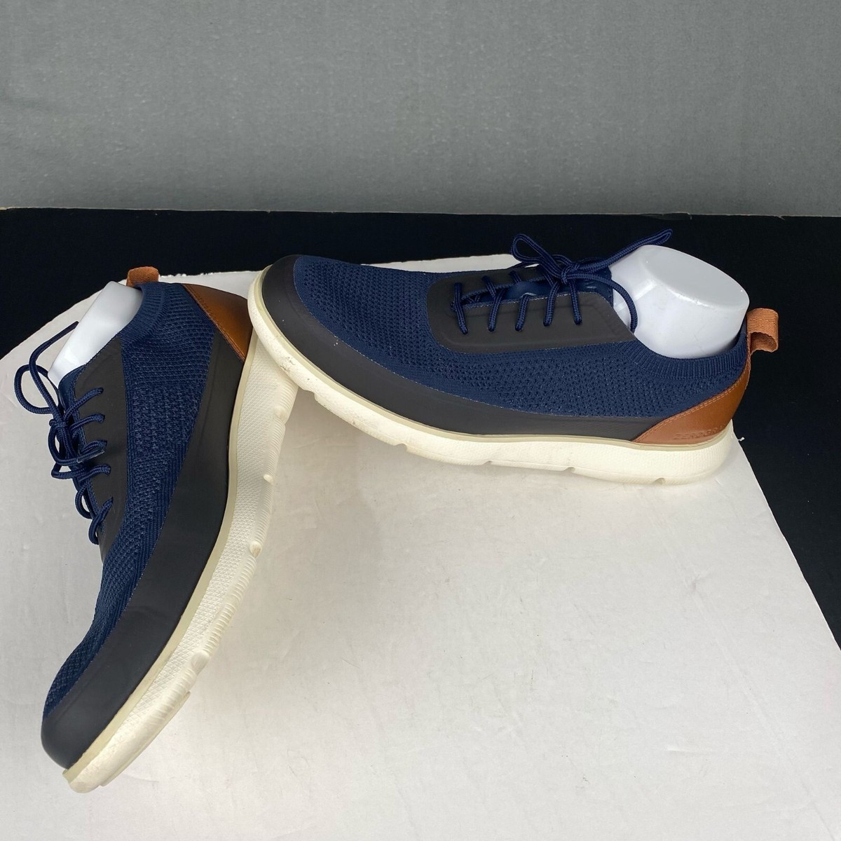 Cole Haan Grand 360 Men's size 10.5 Blue Zerogrand Omni Lace-Up