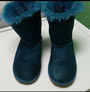turquoise ugg boots