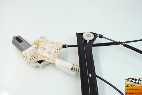 2004 MERCEDES CLK500 W209 FRONT LEFT DRIVER SIDE WINDOW REGULATOR CONVERTIBLE - Picture 5 of 7