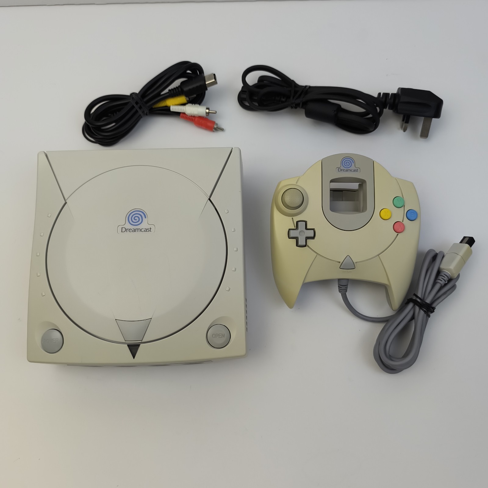 Sega Dreamcast Console - Model - HKT-3030 - Works Perfectly