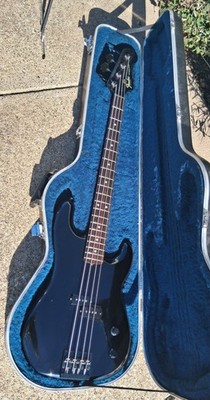FENDER PB-551 JAZZ BASS SPECIAL 1986 MADE IN JAPAN BLACK w/Case