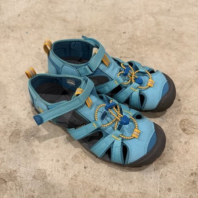 KEEN Sunport Youth Size 5 Blue Yellow Fish Waterproof Outdoor Sandals