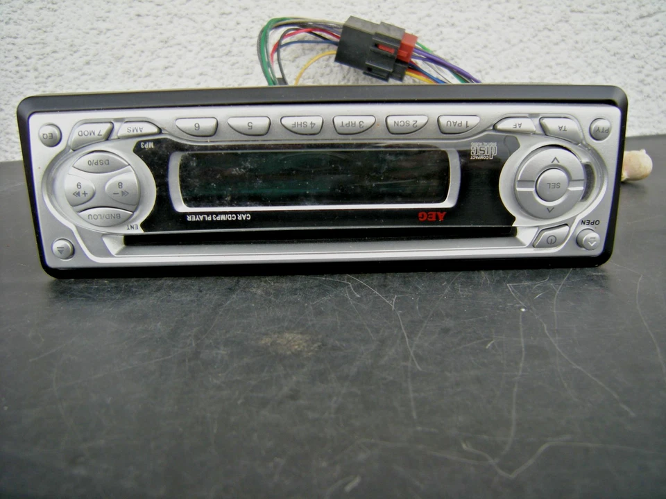 original Autoradio AEG CS FMP 200 CAR CD/MP3 Player mit Kabelanschluss. - Bild 2 von 4