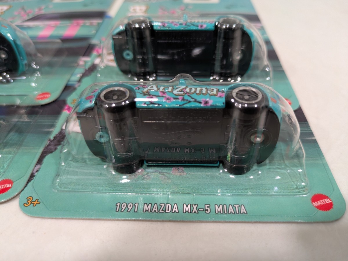Hot Wheels '91 Mazda MX-5 Miata Arizona Tea Silver Series Super