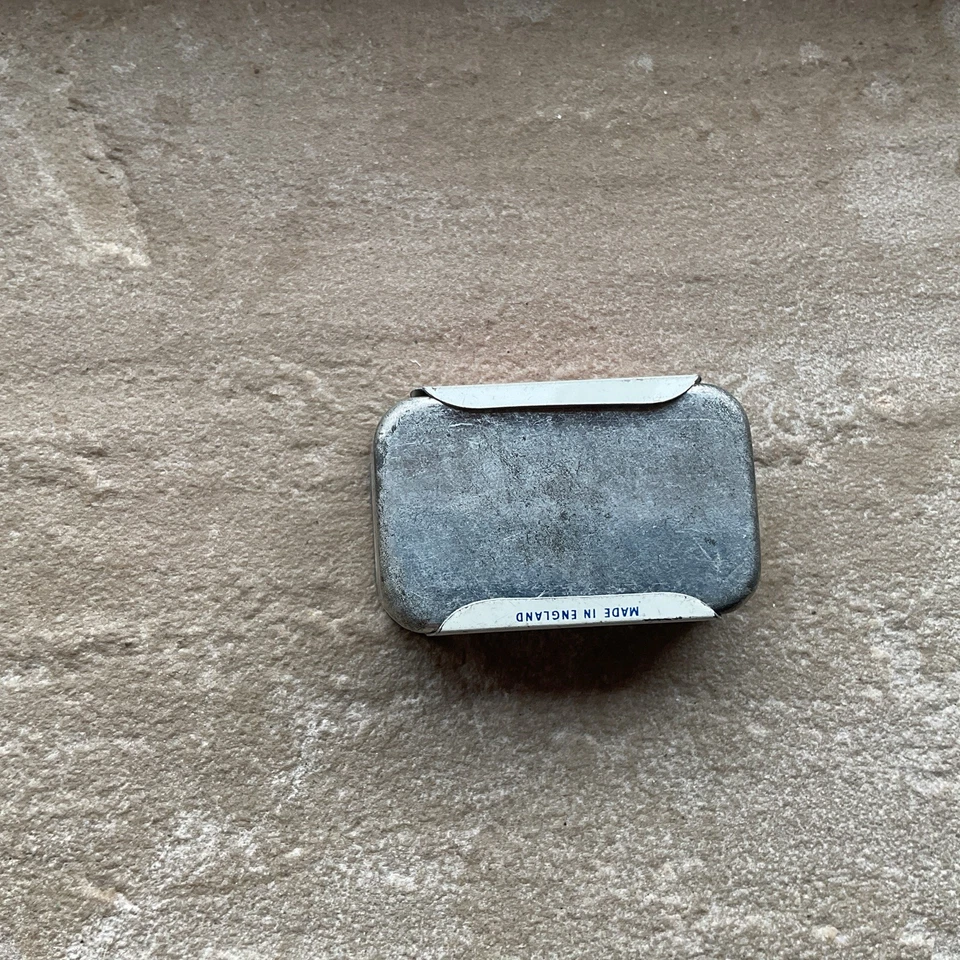 Vintage Schrader Valve Caps tin classic car parts - Image 4 of 4