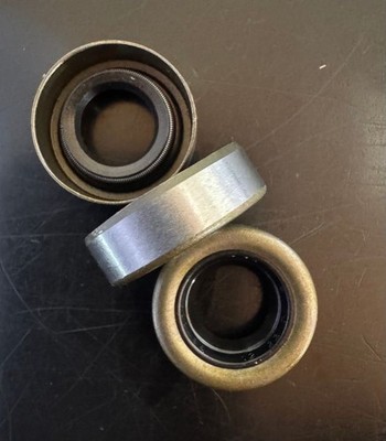 1 Stk. Wellendichtring Simmerring  30x38x5 - 30/38/5 mm  NBR B = WB = B1 = D1 