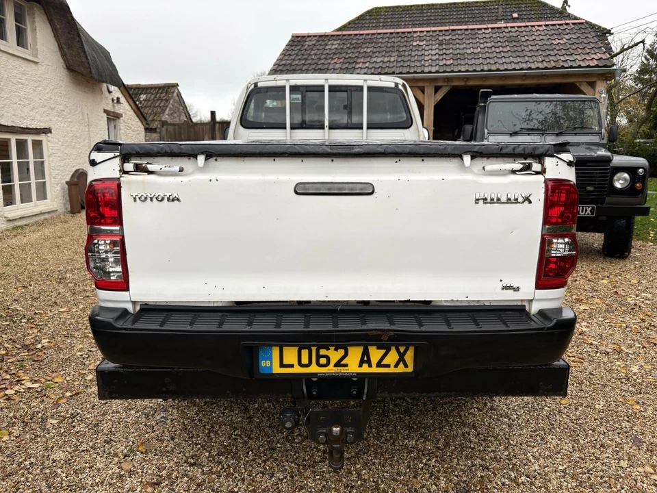 Toyota Hilux Single Cab 2.5 - Image 4 of 4