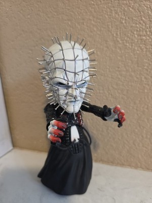 Hellraiser III: Hell On Earth 6'' Stylized Pinhead Action Figure Mezco Toyz 2017