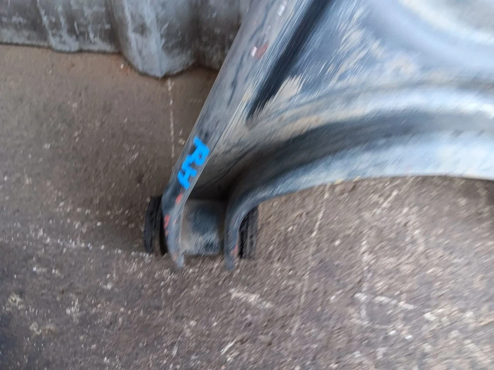 Оригинальная правая передняя нижняя подвеска рычага управления 1986-1989 Mercedes R107 560SL  - Изображение 4 из 4