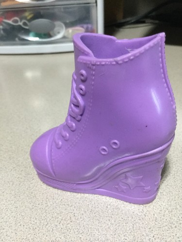 Barbie doll brand Just Play 28 inch doll lavender boot shoe only - Picture 2 of 2