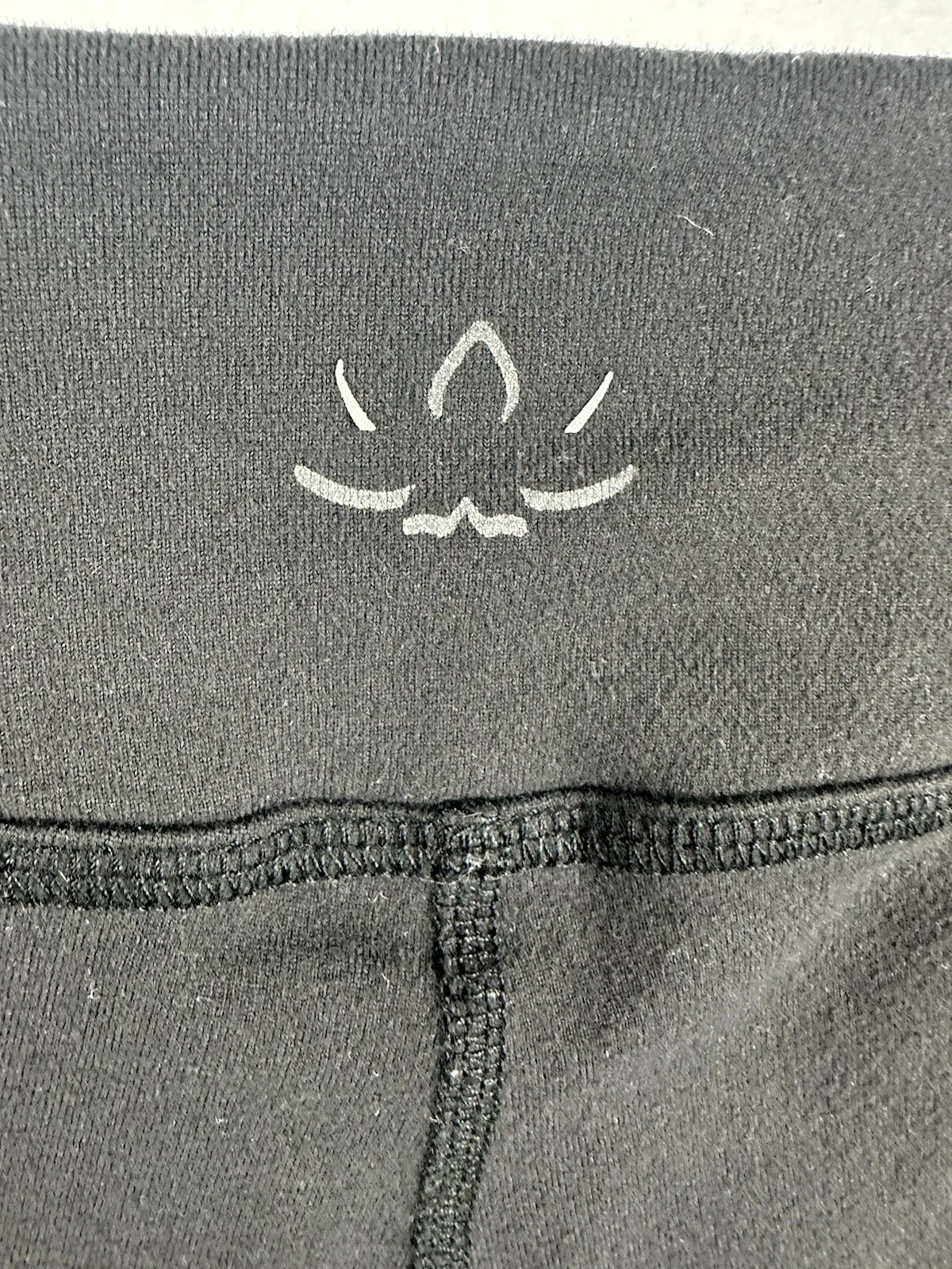 beyond-yoga capri cropped athletic leggings