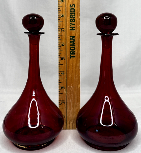 Botellas de vidrio de arándano rojo rubí bohemio con tapones - Imagen 3 de 13