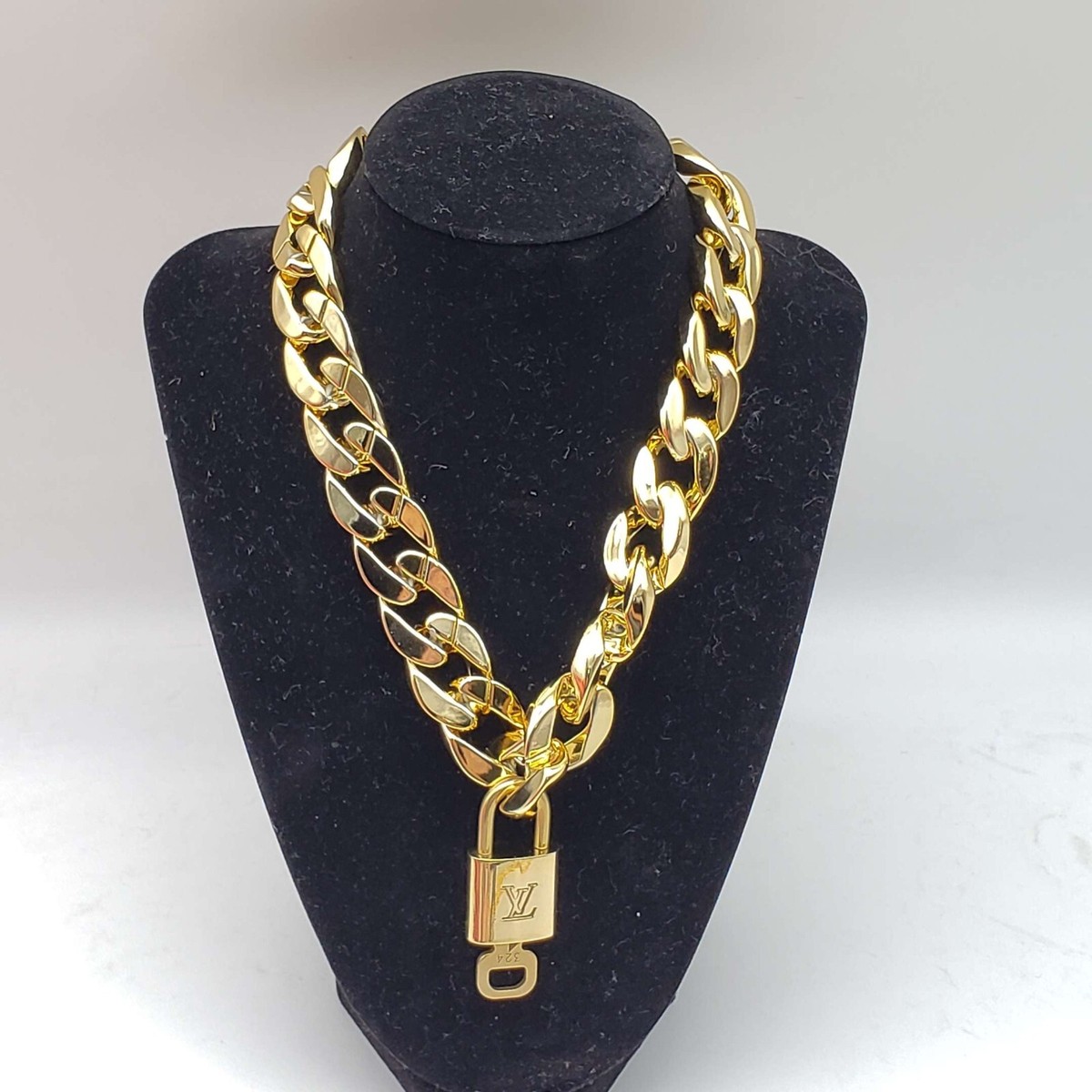 100% Auth Louis Vuitton Lock Key with Unbranded Gold Plated Chain  Necklace #1