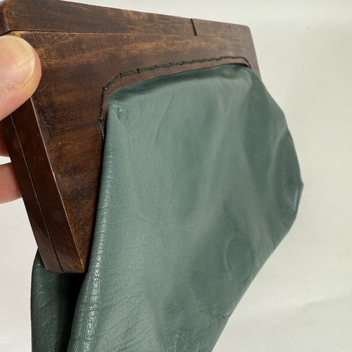 Elk Green Genuine Leather Small Clutch Purse W/ Wooden Closure Pristine Inside - Picture 3 of 24