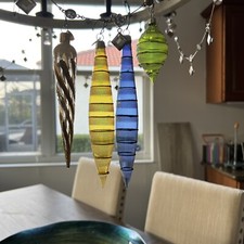 Set of 4 OLD WORLD Christmas Glitter Oblong Teardrop ornaments OWC 