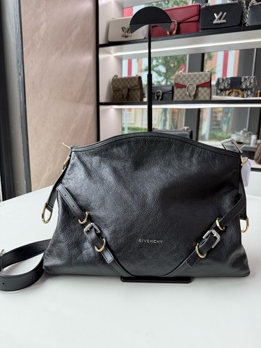 Givenchy Voyou Large Black Leather Gold HW Adjustable Shoulder Bag Preowned