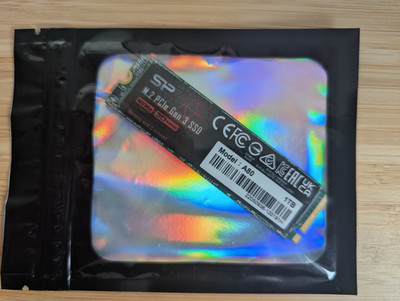 Silicon Power PCIe M.2 NVMe SSD M.2 1TB Gen3x4 R/W up to 3.400/3.000MB/s 