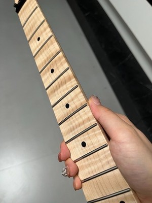 Floyd nut stainless steel 22fret flame Maple guitar neck Satin Wheel truss 12in
