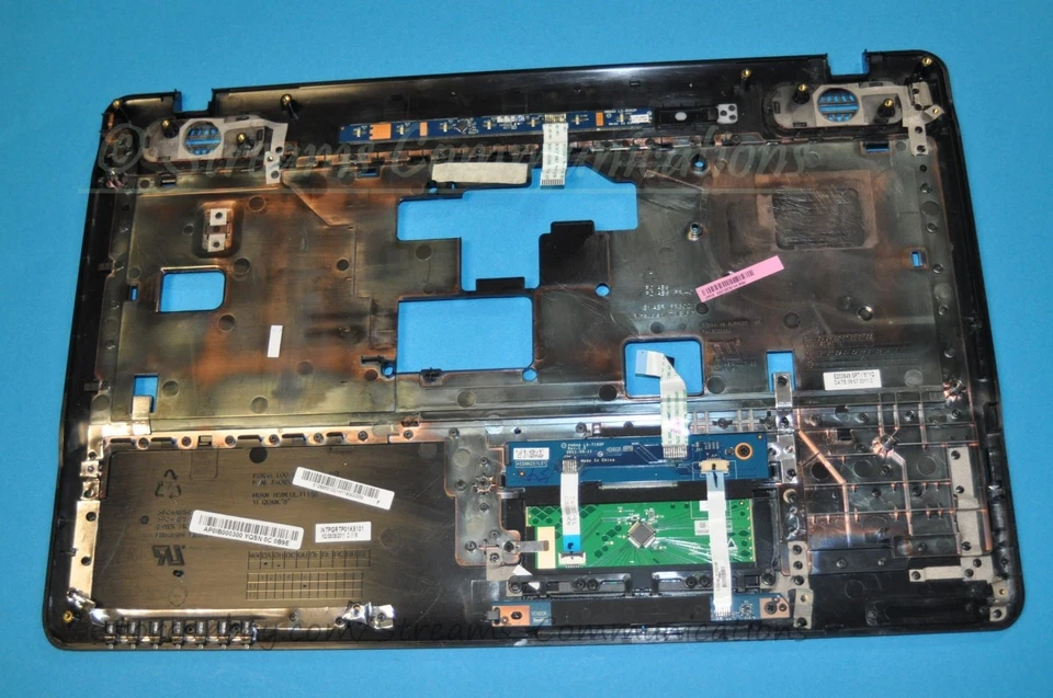 Reposamanos para portátil TOSHIBA Qosmio X770 X775 X775-Q7170 X775-Q7270 17,3" con panel táctil Foto 2 de 4