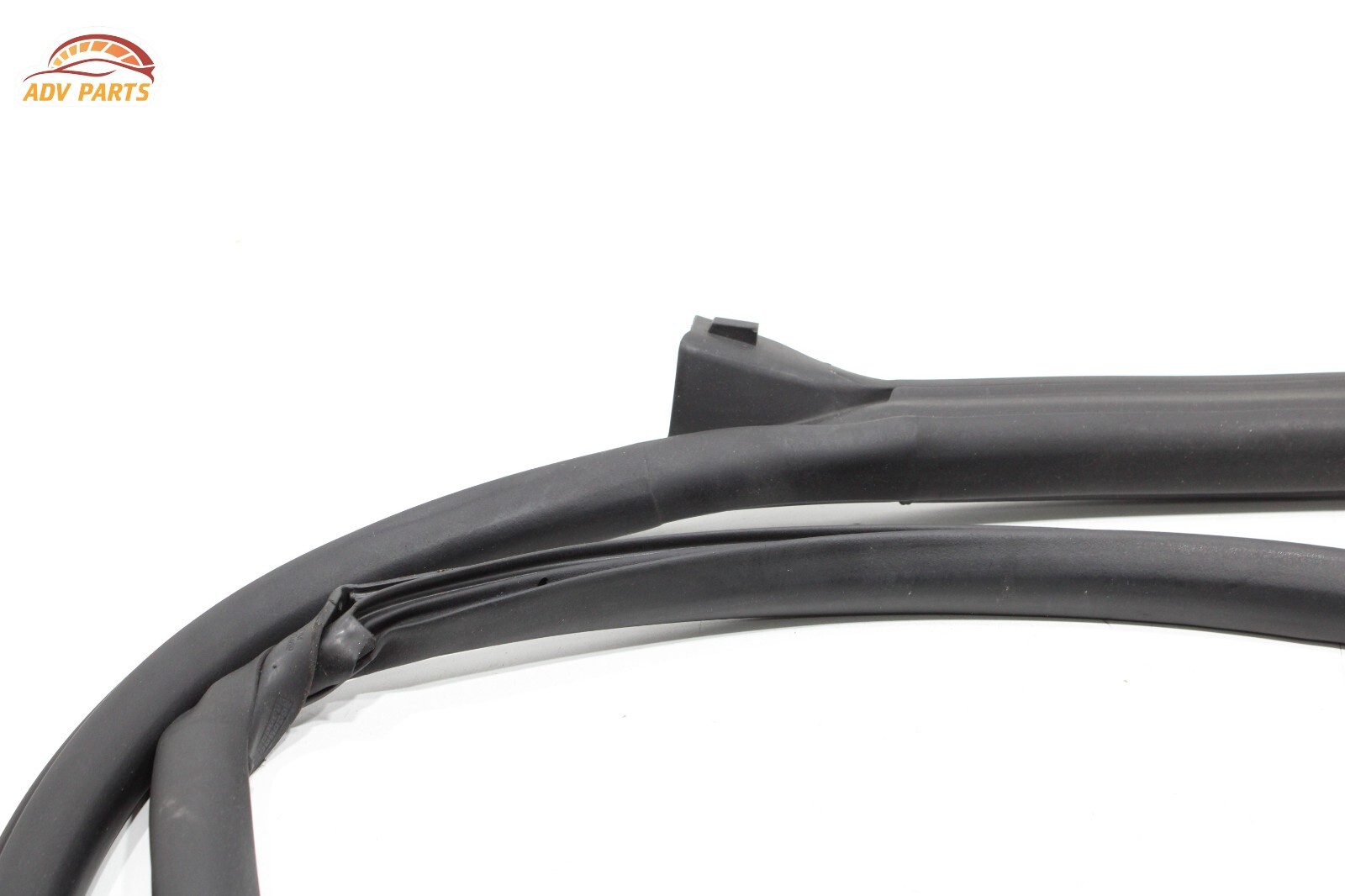 Maserati Levante 2017-2020 Front Right Door side seal