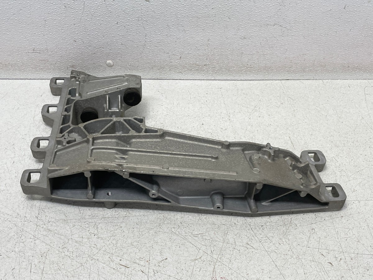 17 18 19 20 Jaguar F-Pace Automatic Transmission Support Mount