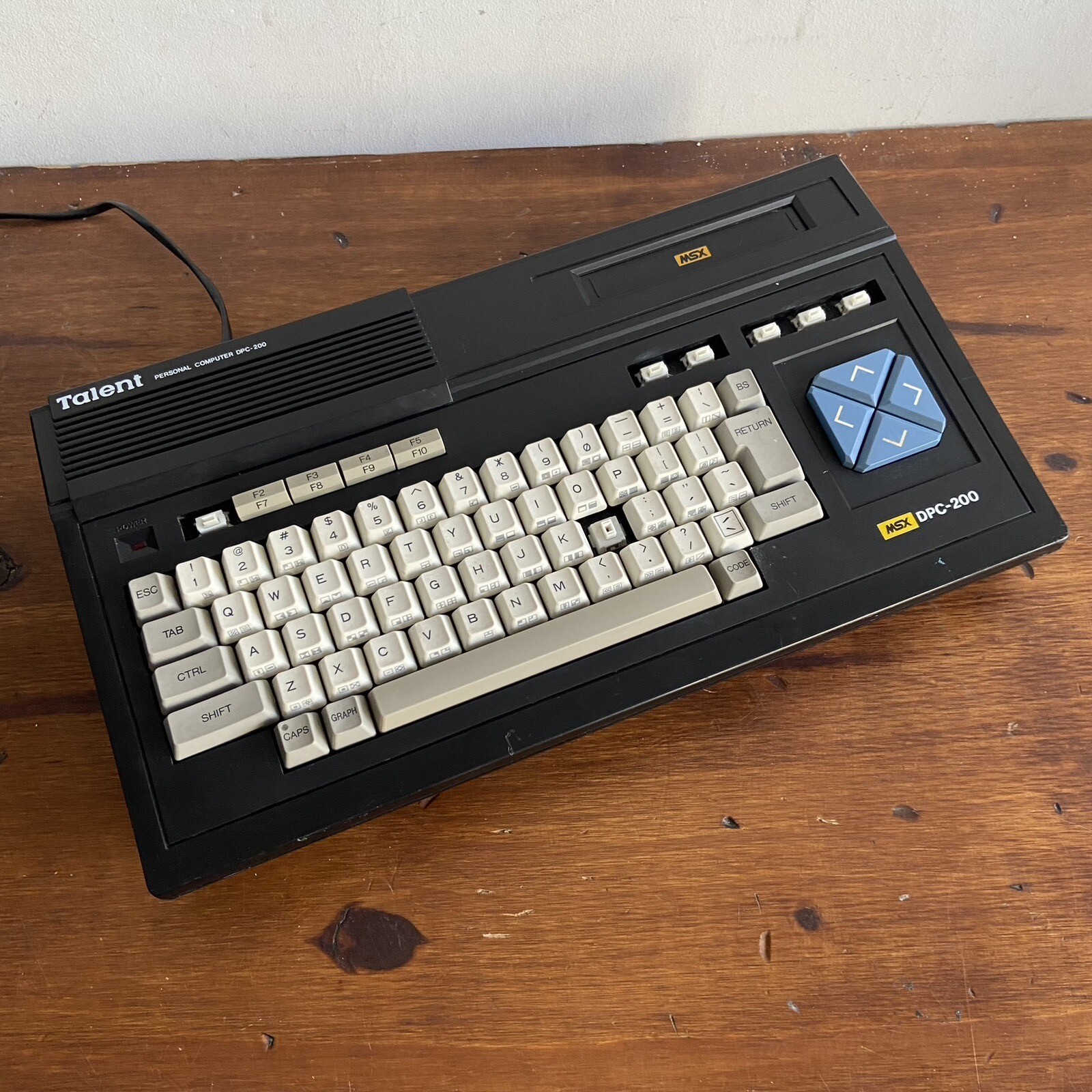 Talent Personal computer MSX DPC-200 Argentina RARE