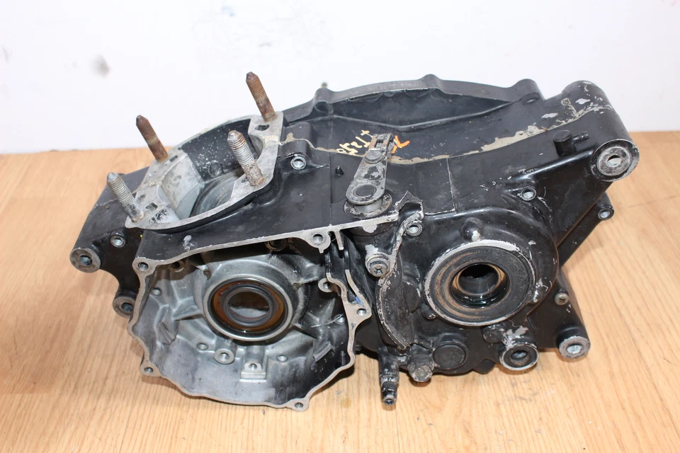 Корпуса двигателя/картер двигателя 1977 YAMAHA IT250 - Изображение 4 из 4