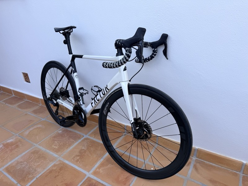 Factor Carbon Road Bike Zipp Di2 Upgrades
