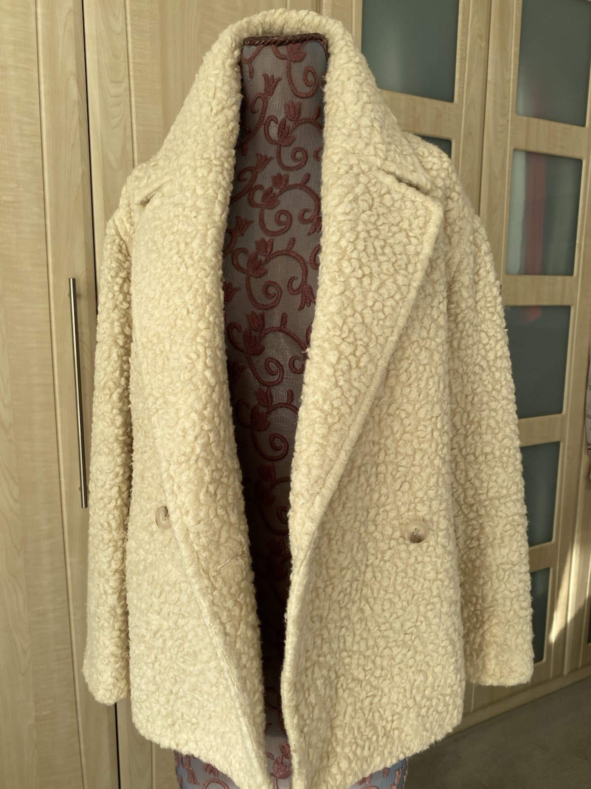 Reiss Women’s Cream Wool Blend Scarlet Teddy Coat, Fully Lined Size UK 10 image 4