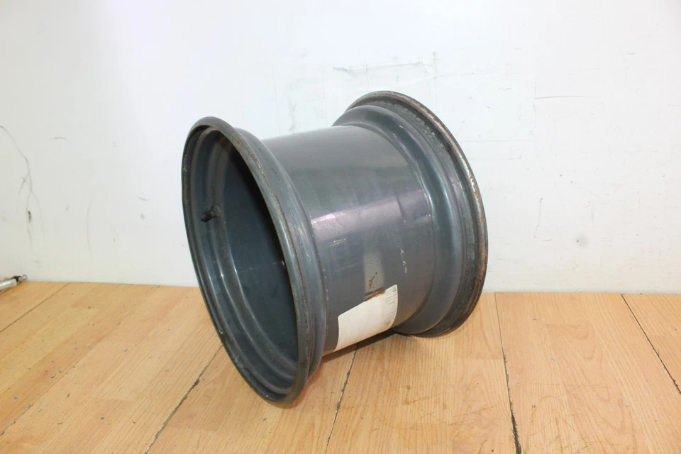 Kubota RTV1100 2010 diésel rueda trasera izquierda o derecha 12x9,5 5/115 Foto 2 de 4