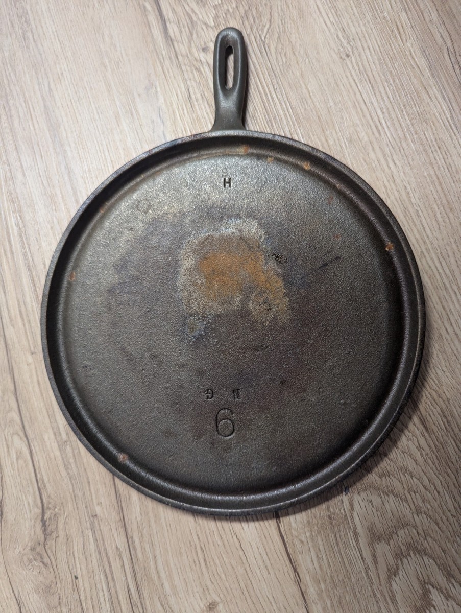 VINTAGE LODGE 9 NG HS Stamped, Heat Ring 10 INCH CAST IRON VINTAGE LODGE 9 NG HS Stamped, Heat Ring 10 INCH CAST IRON