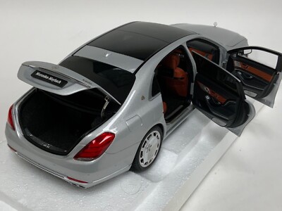 1/18 AutoArt Mercedes Benz Maybach S Klasse ( S600 ) Silver 76292