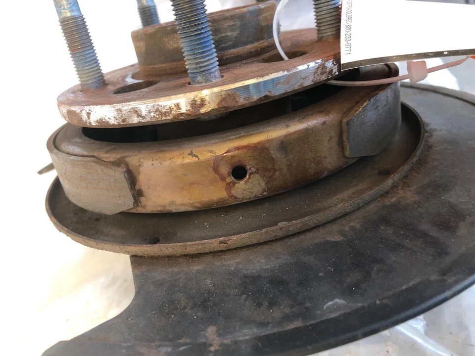 1997 - 2008 PONTIAC GRAND PRIX Rear Steering Spindle Knuckle Passenger Right RH - Image 4 of 4