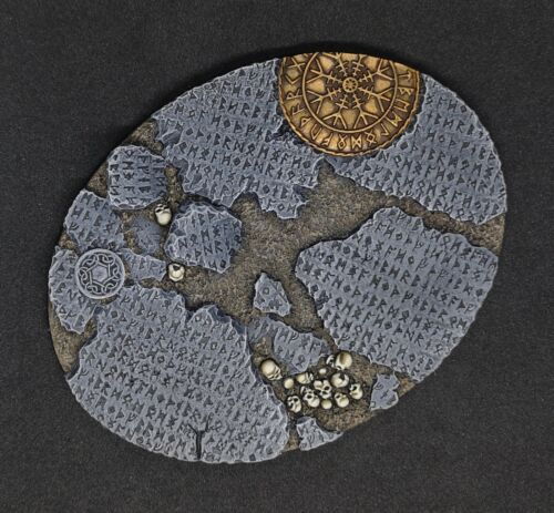 120mm ovale Runenharzbasis für Warhammer 40.000 40k Space Wolves (unlackiert) - Bild 1 von 6