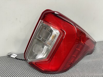 2020 2021 2022 2023 2024 FORD EXPLORER RIGHT OEM TAIL LIGHT W/O SPORT W/HARNESS