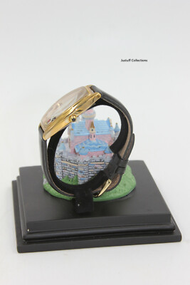 DISNEY 75th Everlasting Time Watch Collectors Club VII - Castle and Watch #2153 Disney 75th Everlasting Time Watch Collectors Club VII  main image 2
