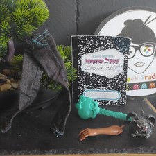 Monster High Doll Clawd Wolf First 1st Wave  Basic 2009 Accessories Pet Book