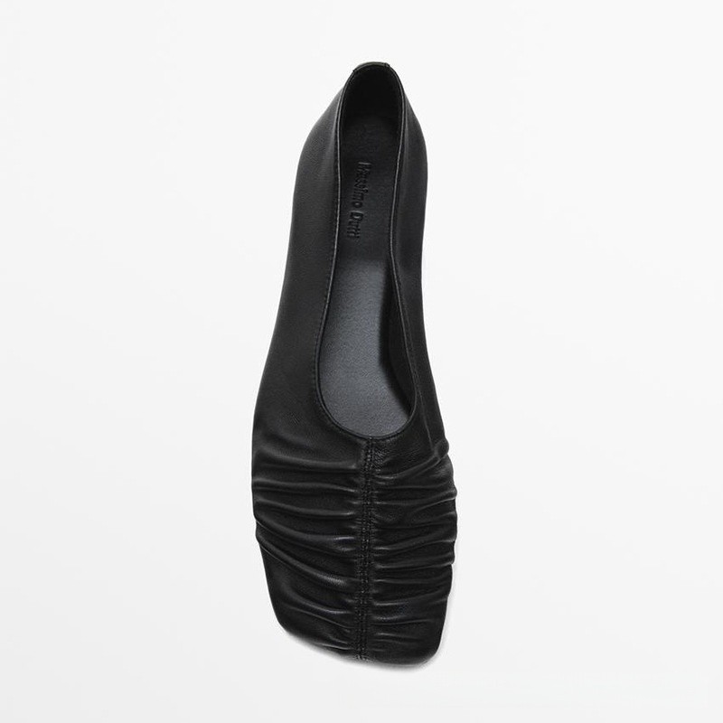 Massimo Dutti ブラック フラットシューズ 37 Massimo Dutti Women's Leather Slip On Flats Square Toe Black Red