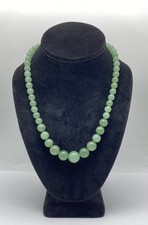 Silver Tone Jadeite Graduated Necklace 56.9g