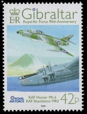 GIBRALTAR 1138 - Royal Air Force "Hunter and Shackelton" (pc39604)