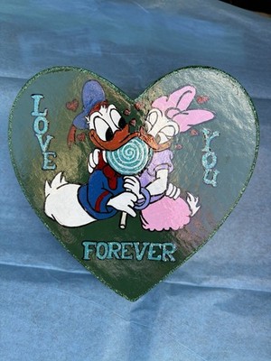 Disney Heart-Shaped Donald Duck & Daisy Duck Green Love Forever Decorative Box