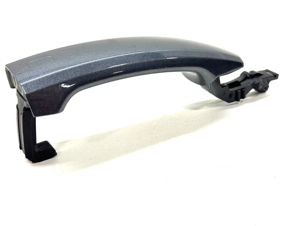 2015–2020 AUDI A3 S3 RS3 8V MAÇANETA EXTERNA TRASEIRA DIREITA CINZA FABRICANTE DE EQUIPAMENTO ORIGINAL 8V0837206A - Imagem 3 de 4