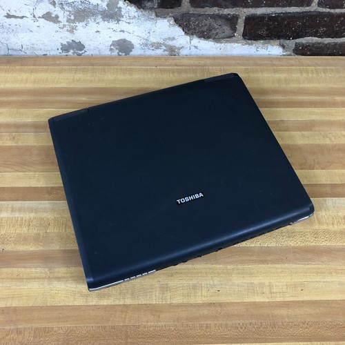 Toshiba Satellite Retro Gaming Laptop Pentium 4 1.60GHz 256MB RAM (Windows XP) - Picture 6 of 12