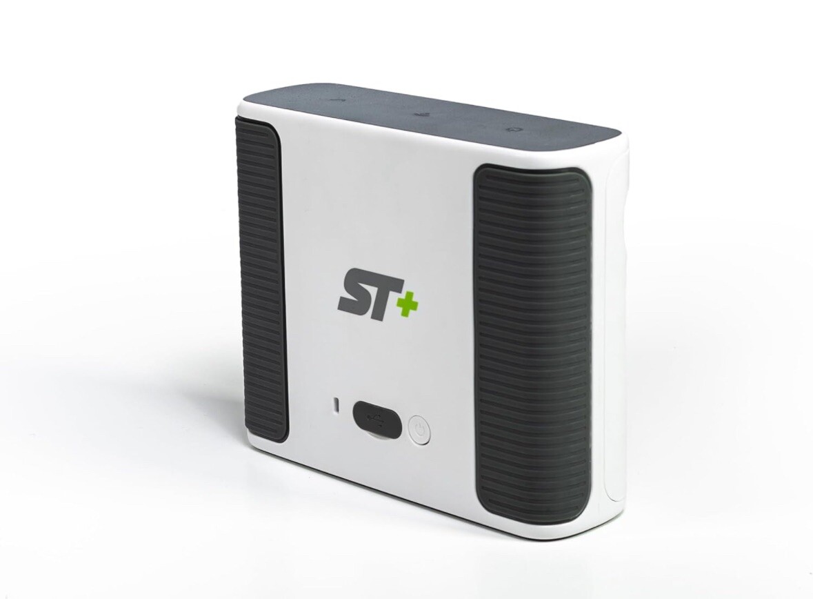SkyTrak+ Launch Monitor and Golf Simulator - Tour-Level Golf Analysis